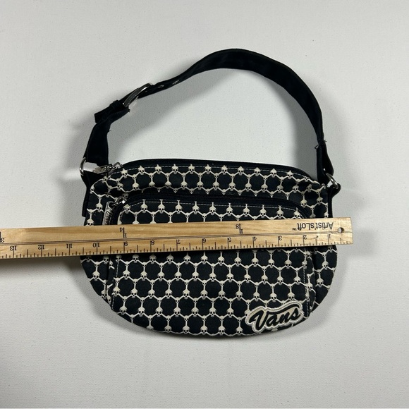 Vans Off The Wall Canvas Shoulder Bag Skull AOP RARE EUC - Picture 2 of 4